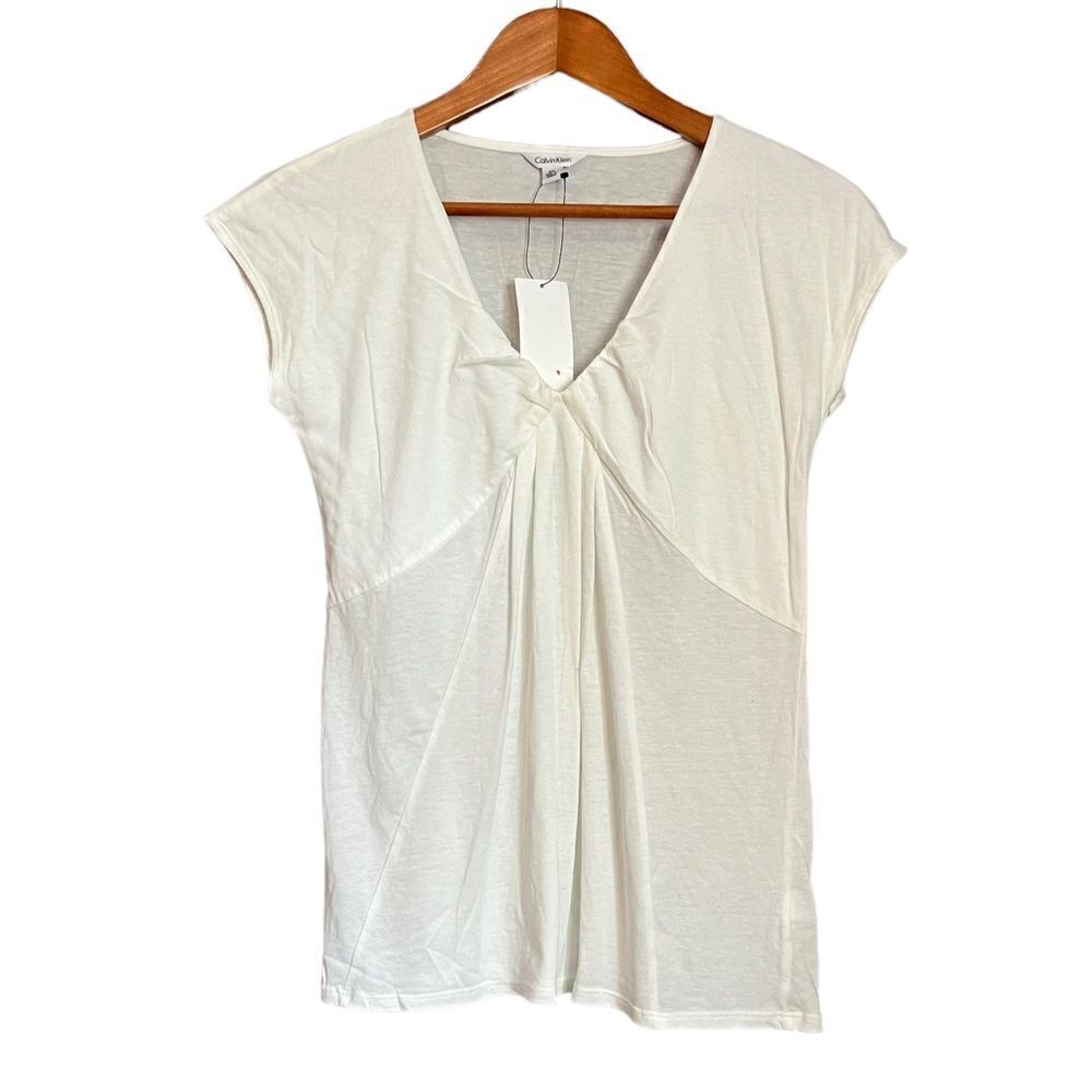 NWT! Calvin Klein off white shirt sleeve top